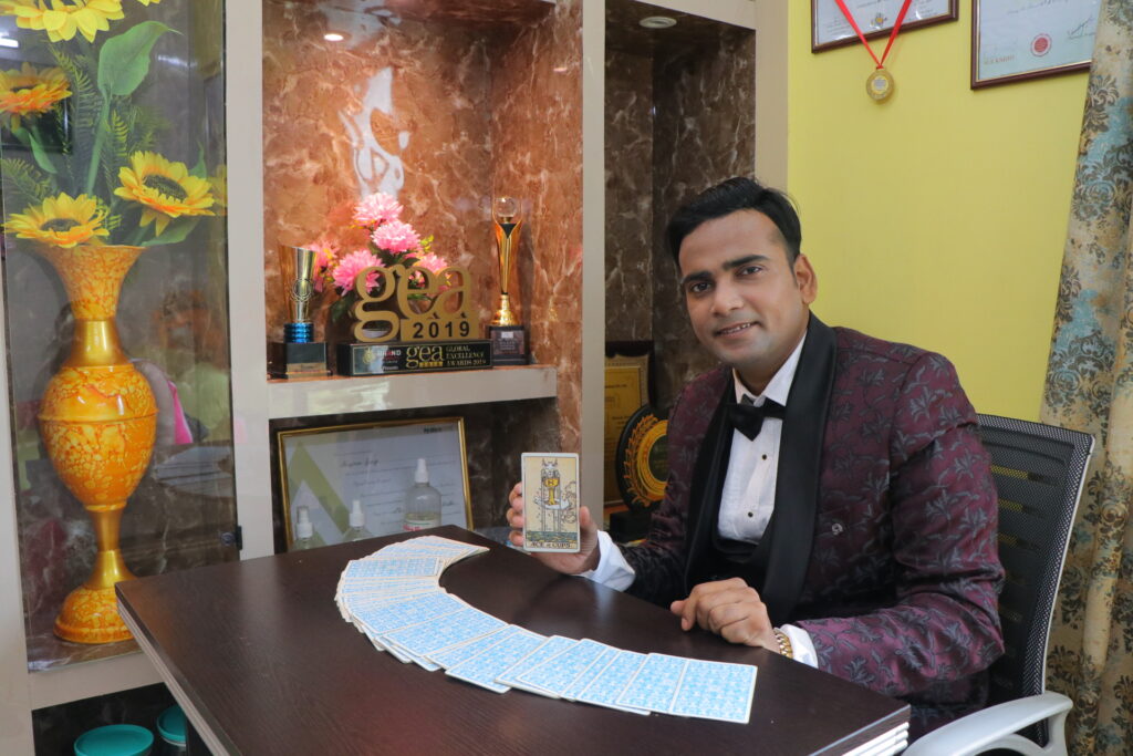 Tarot card Reading by Abhishek Kumar Keshari